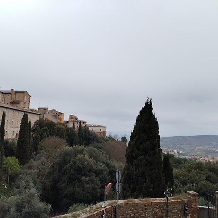 La Loggia Di Perugia Apartment Bagian luar foto