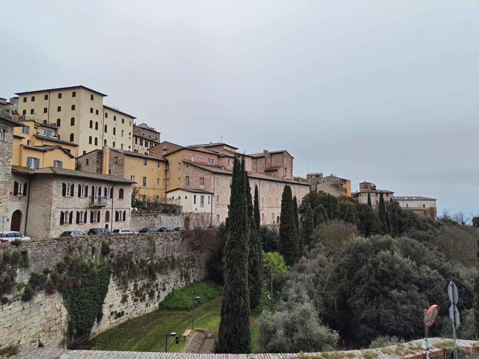 La Loggia Di Perugia Apartment Bagian luar foto